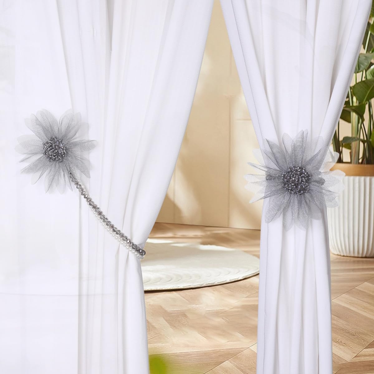SUQ I OME 2 Pack Crystal Flower Magnetic Curtain Holdback