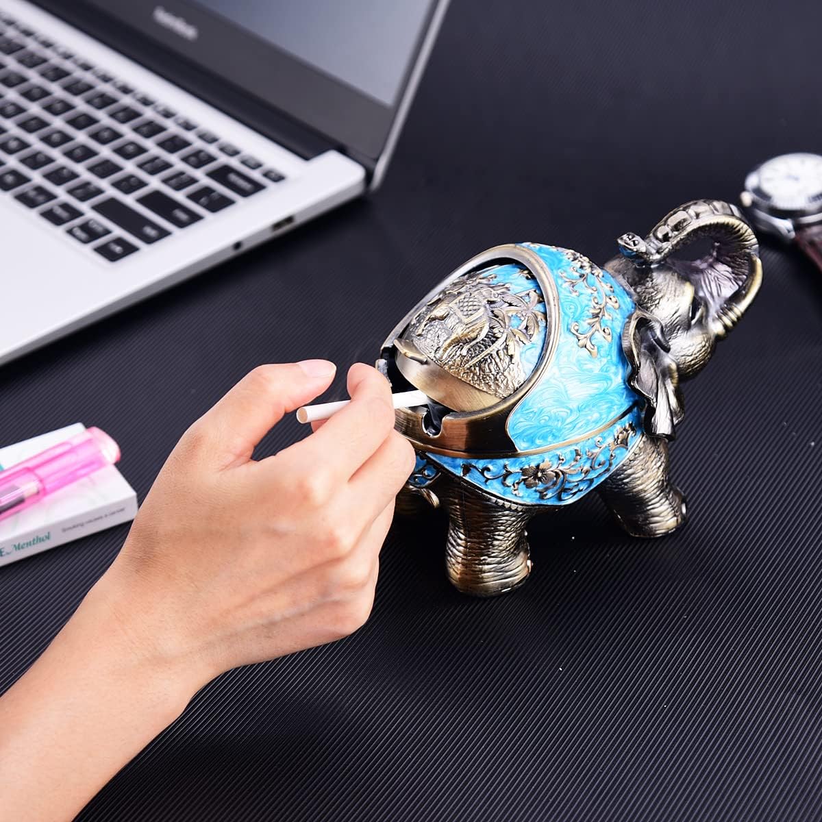 LAUYOO Stand Elephant Windproof Ashtray with Lid