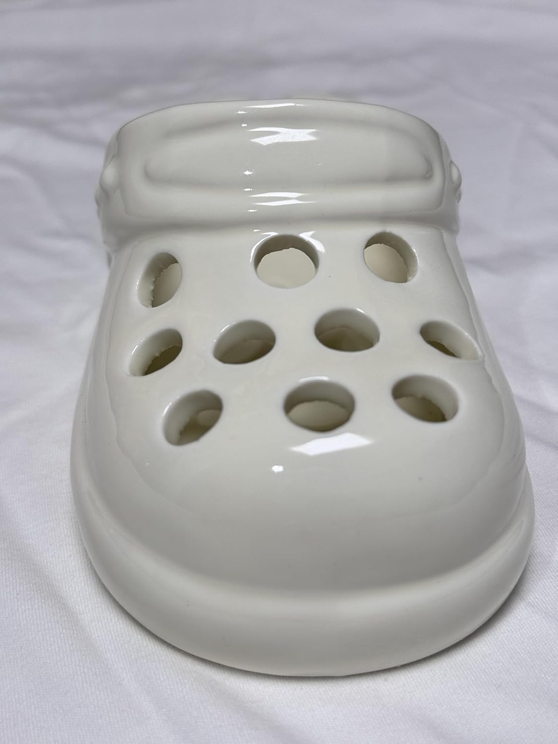 Cute Crocs-Shaped Ceramic Smokeless Ashtray
